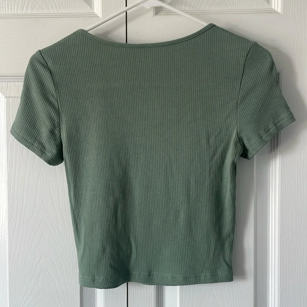 Square Neck Rib Knit Fitted Tee - Picture 7 of 8